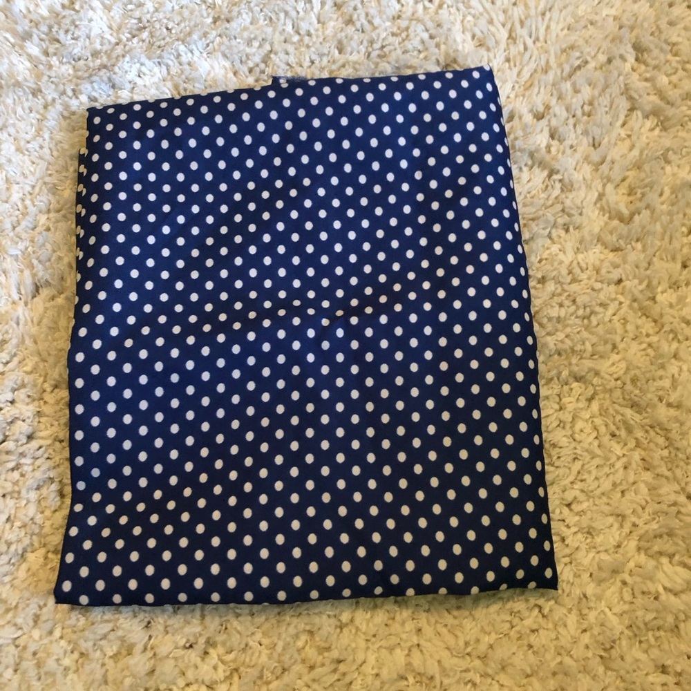 9506 Fabric Rayon Dark Blue White Polka Dot 35” X 51”